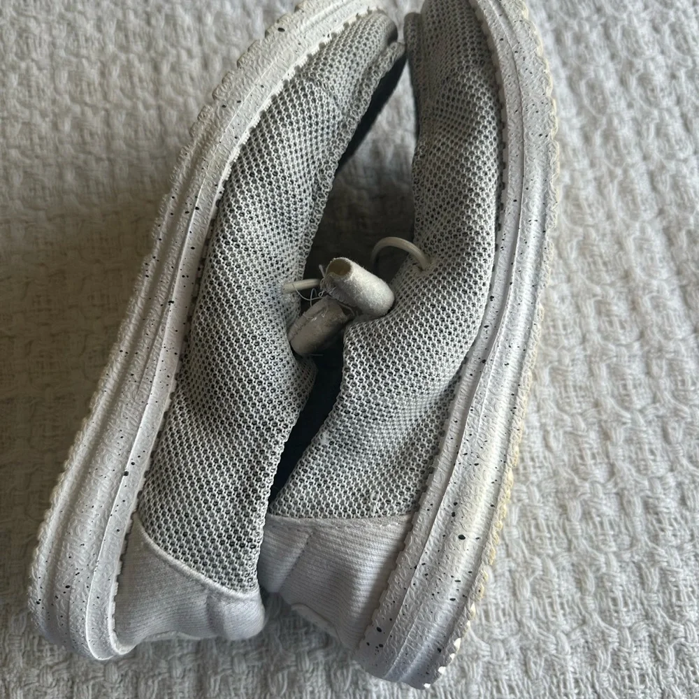 New Hey Dude Wendy Womens size‎ 8 Comfort Shoes Gray White